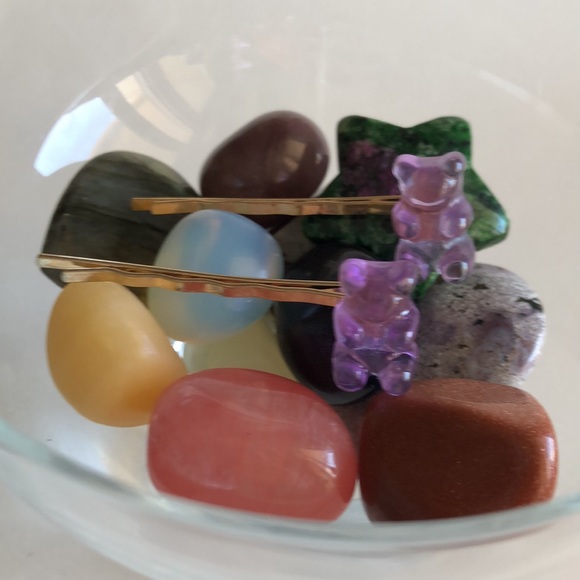 🥂 Host Pick 🥂 Set of 2 Gummy Bear Bobby Pins Purple - Picture 3 of 9